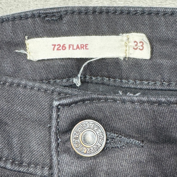 Levi’s Women’s 726 High Rise Black Cotton Blend Retro Flare Jeans Size 33 - Picture 14 of 16